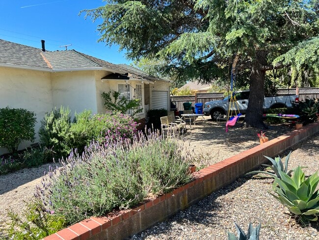 Primary Photo - 2909 Ventura Dr