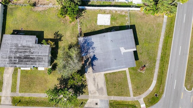 Building Photo - 21402 Meehan Ave