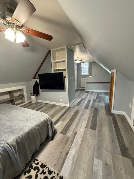 Building Photo - 195 Huntress St