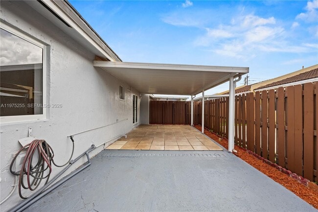 Building Photo - 7570 NW 173rd Ln