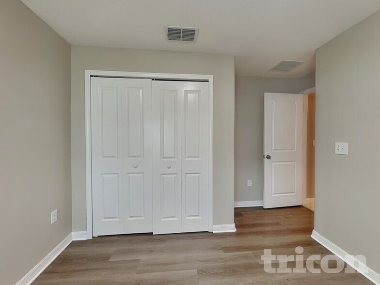 Building Photo - 4148 Salt Springs Ln