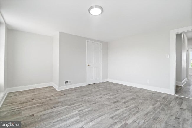 Building Photo - 2547 Ashton St