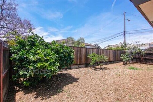 Building Photo - 3564 Ivy St