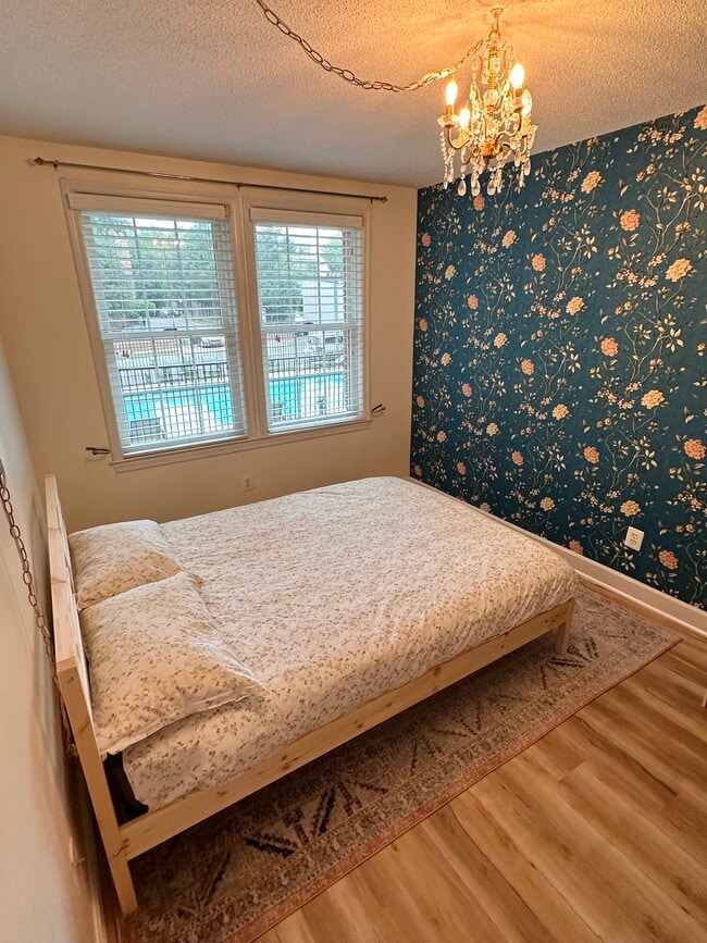 Building Photo - 504 Bashford Ln