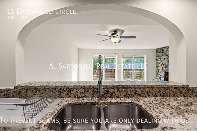 Building Photo - 11 Dawnwood Cir