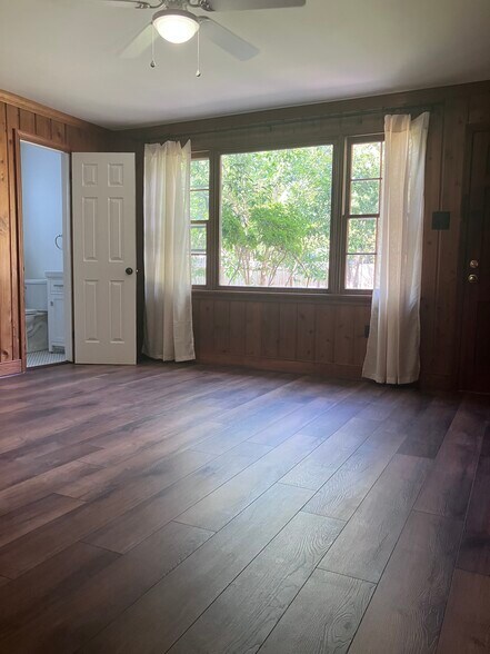 Building Photo - 4104 Patterson Ave