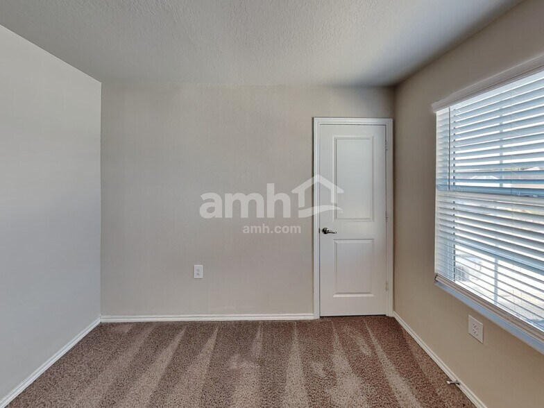 Building Photo - 7330 Rosada Way