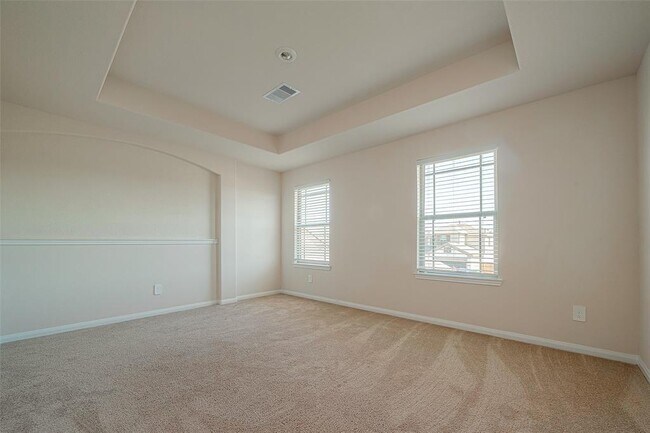 Building Photo - 14633 E Pine Heart Dr