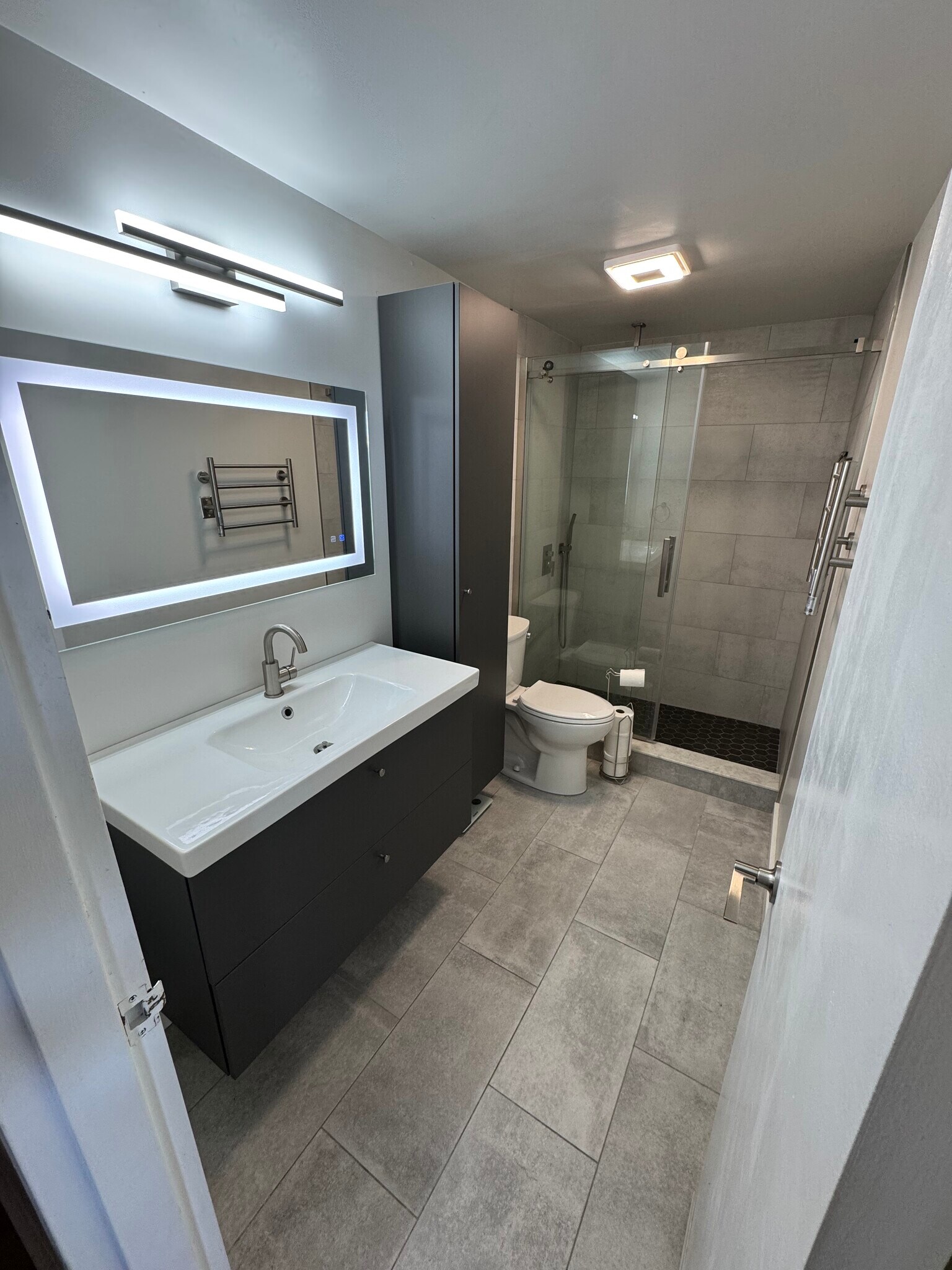 Bathroom - 3705 S George Mason Dr