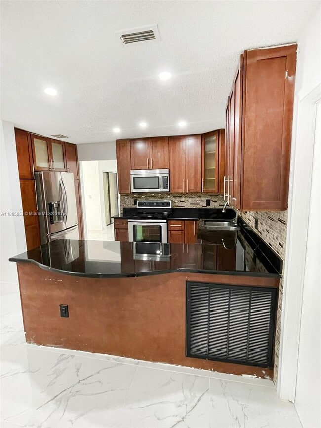 Building Photo - 7941 NW 50th St