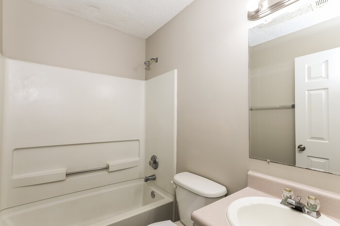 Building Photo - 863 Chase Trail