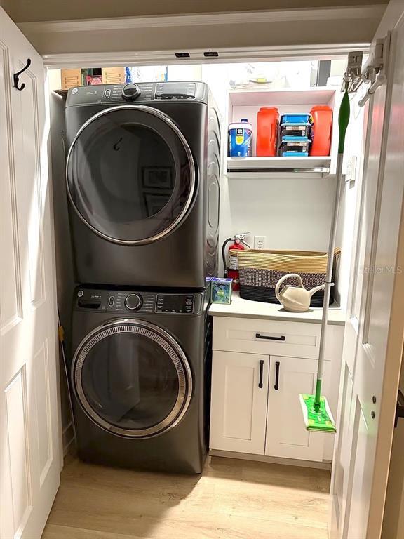 Building Photo - 2500 Burlington Ave N