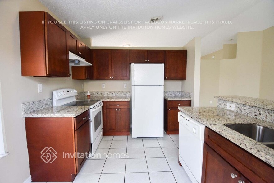 Building Photo - 14233 SW 177th Terrace