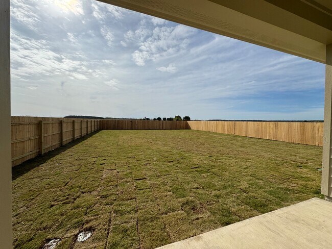 Building Photo - 6910 McGregor Lp
