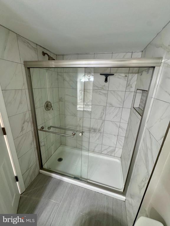 Building Photo - 3804 Ridge Knoll Ct