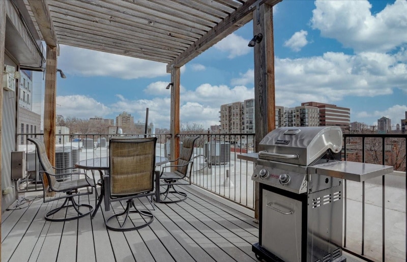 Building Photo - 740 Sherman St