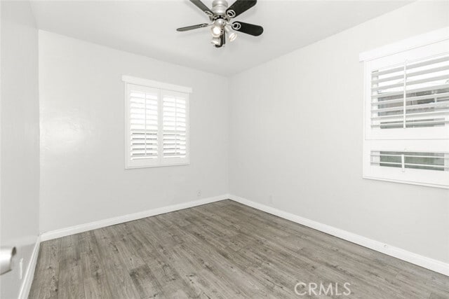 Building Photo - 1071 N Ave 51