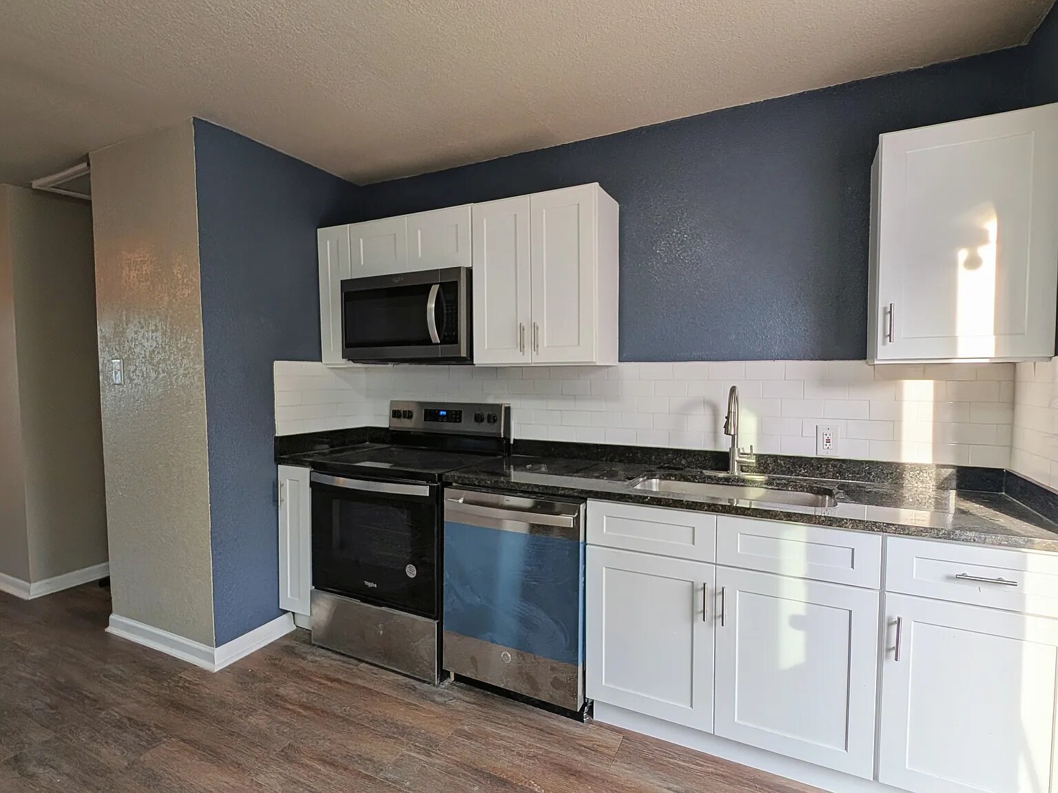 Building Photo - 5802 Magnes Ln