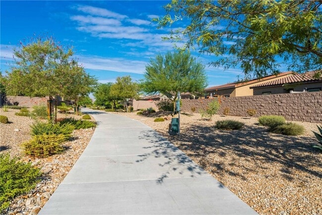 Building Photo - 7451 Sunray Point St