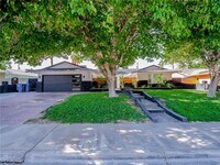 Building Photo - 3012 Bryant Ave