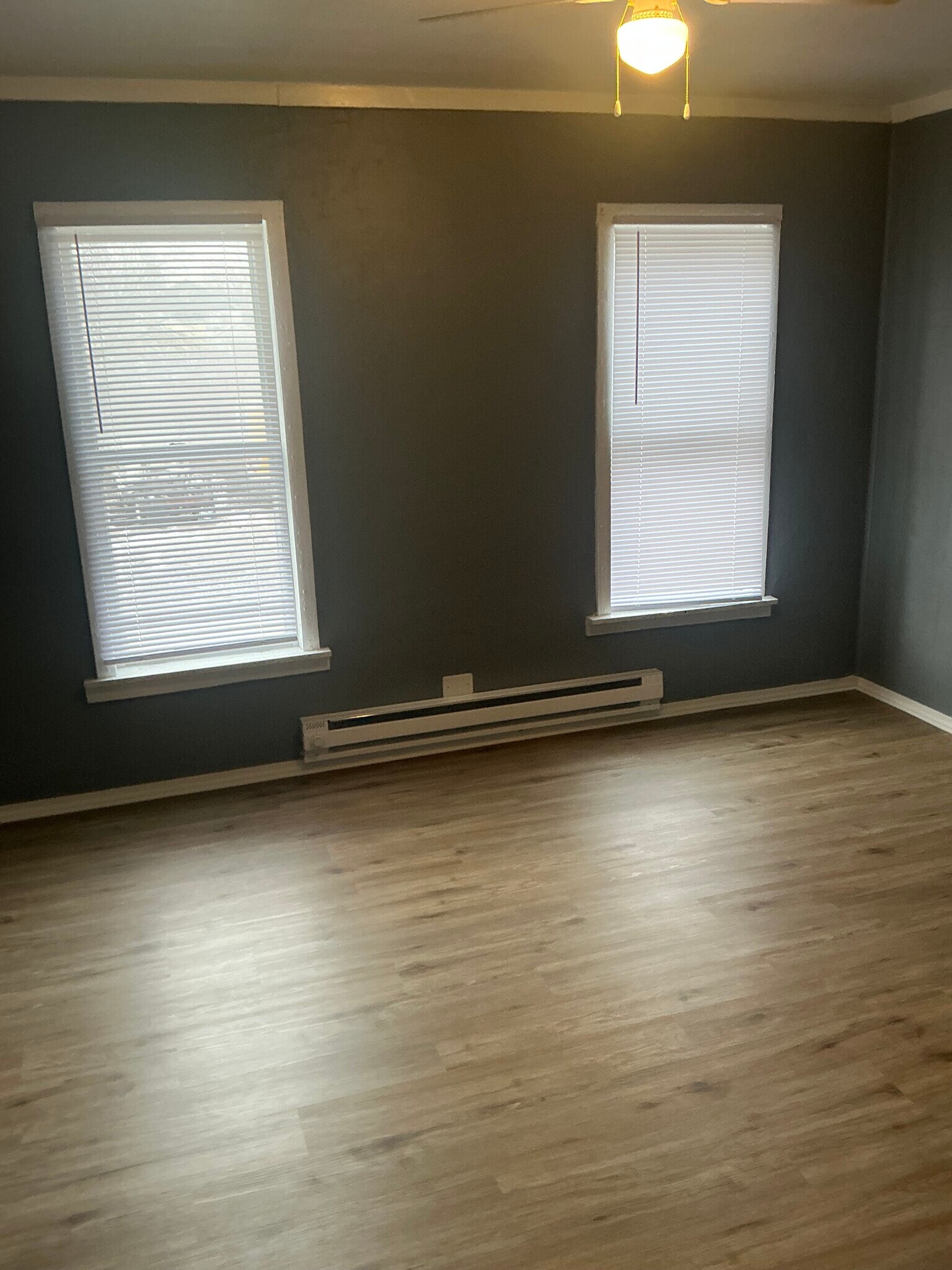 Building Photo - 1522 N E St