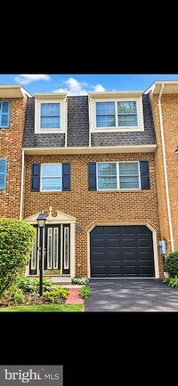 Building Photo - 1259 Fairchild Ave
