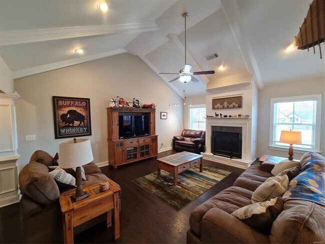 Building Photo - 919 Wheat Ridge Dr