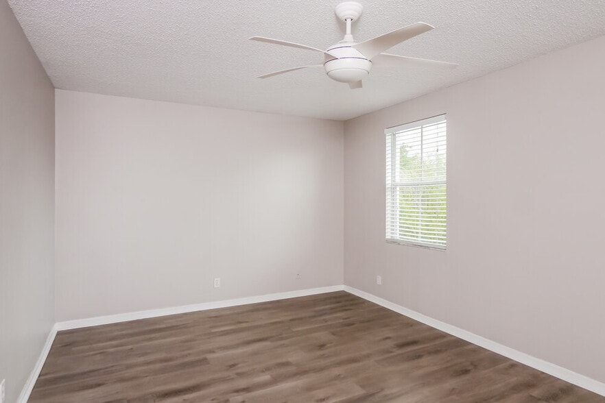 Building Photo - 4330 SW 82nd Way