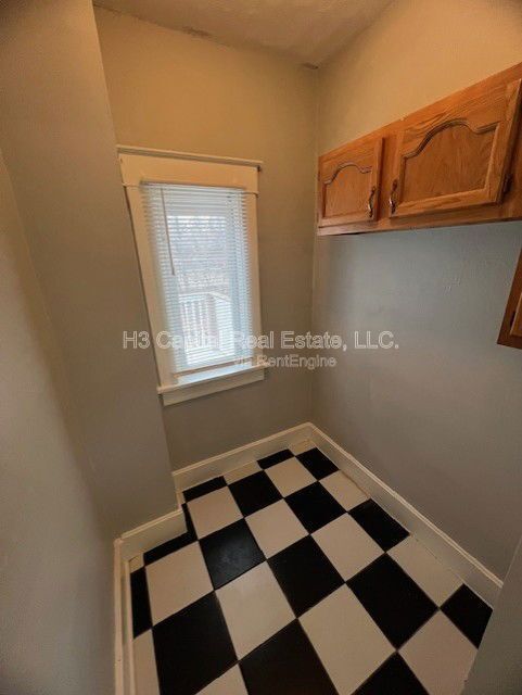 Building Photo - 3303 Jackson St