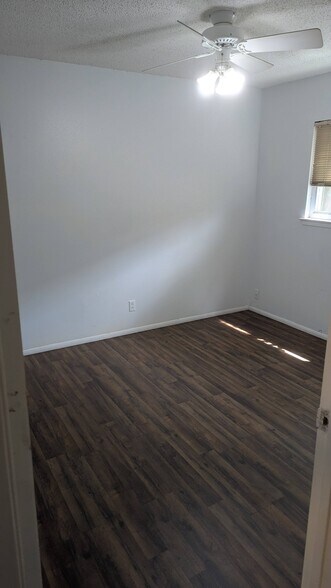 Building Photo - 3215 Quakertown Dr