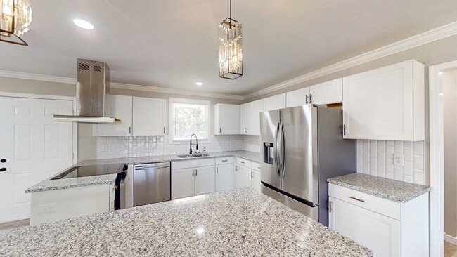 Building Photo - 1022 Oakdale Rd