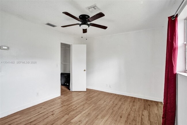 Building Photo - 841 SW 7th St