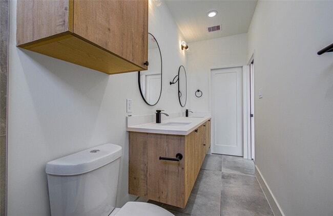 Building Photo - 1508 McKee St