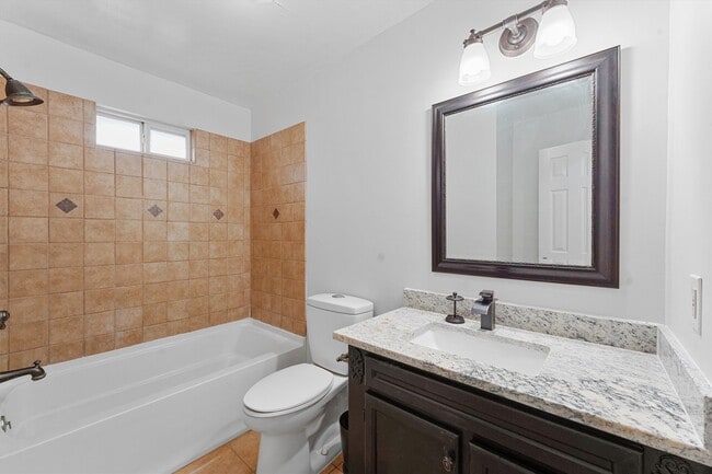 Building Photo - 15326 Peachmeadow Ln