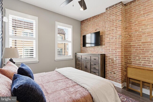 Building Photo - 1414 Richardson St