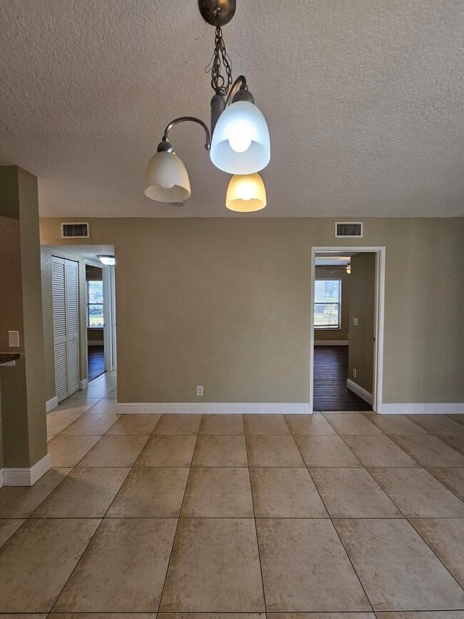 Building Photo - 1581 Balfour Point Dr