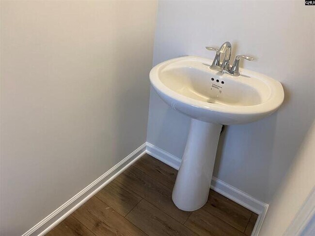 Building Photo - 119 C Triumph Ave.