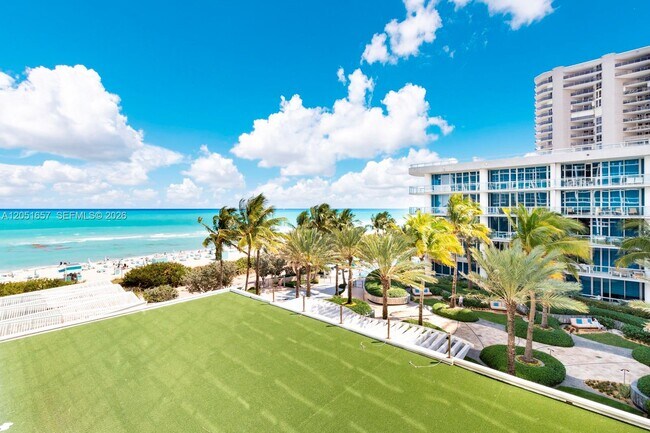 Building Photo - 6801 Collins Ave