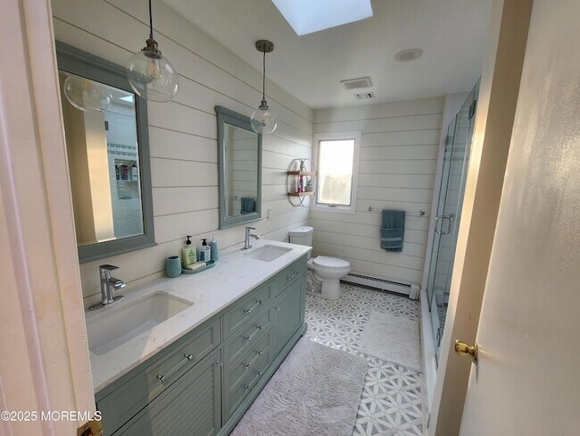 Building Photo - 416 Blodgett Ave