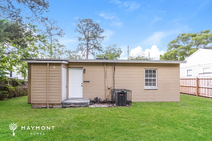 Building Photo - 4523 Hercules Ave