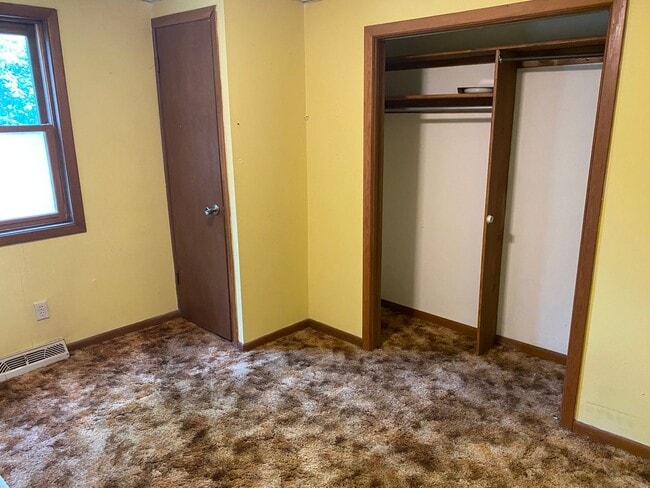 Building Photo - 3 Bed 1 Bath Single Family Home in Merrill