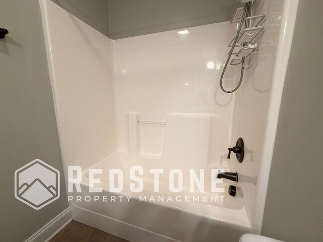 Building Photo - 1823 Buxton Way