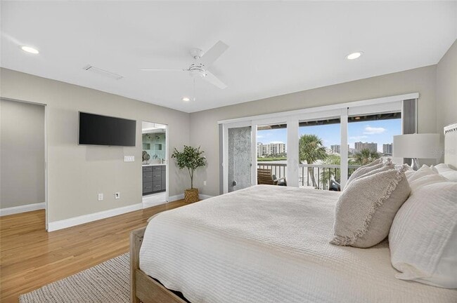 Building Photo - 160 Marina Del Rey Ct