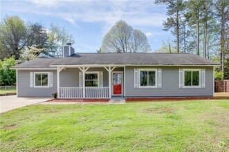 Building Photo - 2050 Shaffer Rd