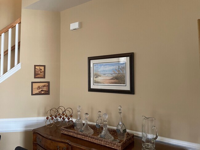 Building Photo - 1645 Cristalino Cir