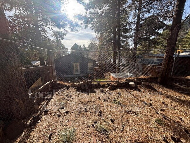 Building Photo - 4513 E Hollygreen Rd