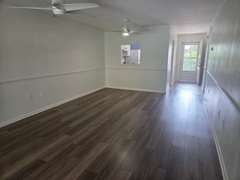 Livingroom - 100 Grand Blvd