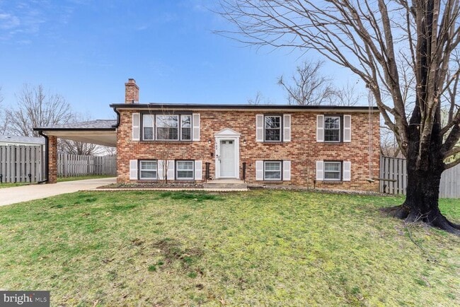 Primary Photo - 1602 Lorelei Dr