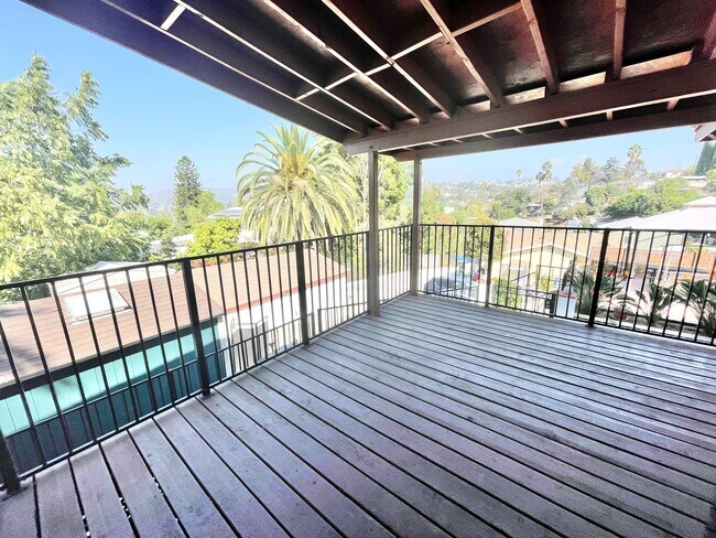 wrap around porch with great views - 4728 Toland Way