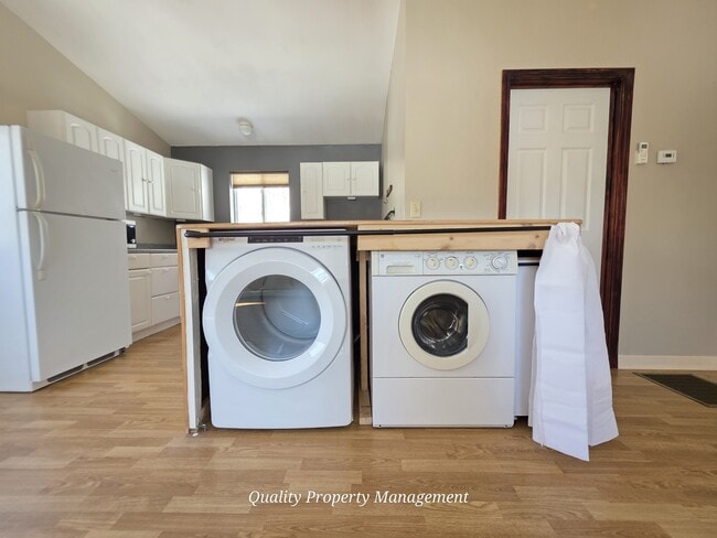 Building Photo - 116 Pine Trail